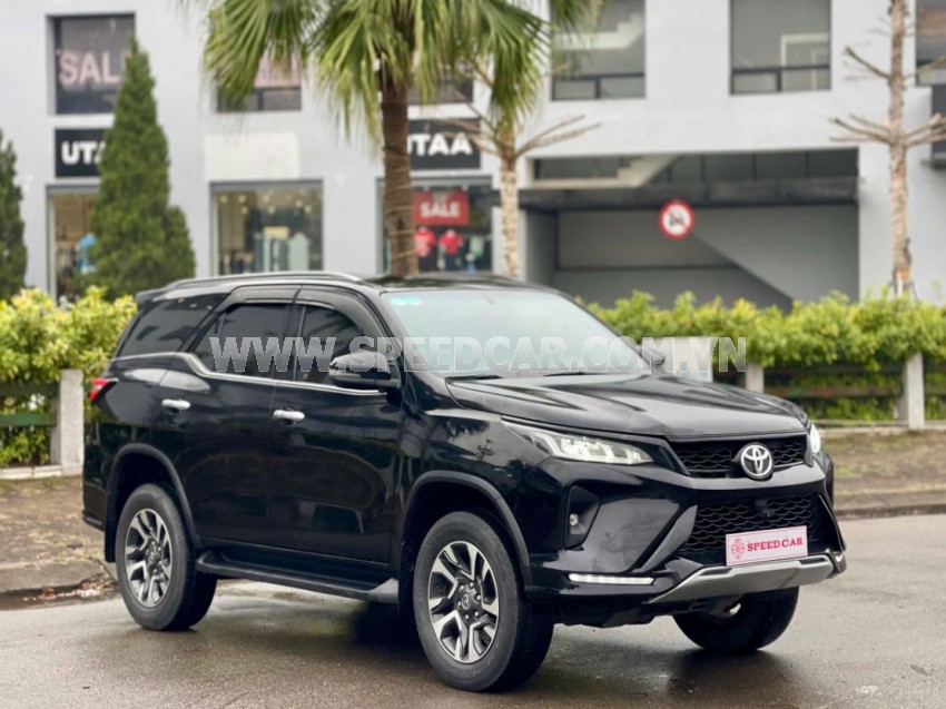 Toyota Fortuner 2.4G 4x2 AT Legender