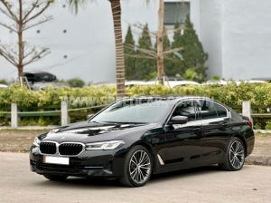 Xe BMW 520i 2022