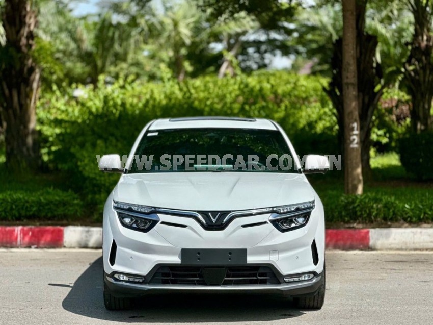 VinFast VF8 Plus