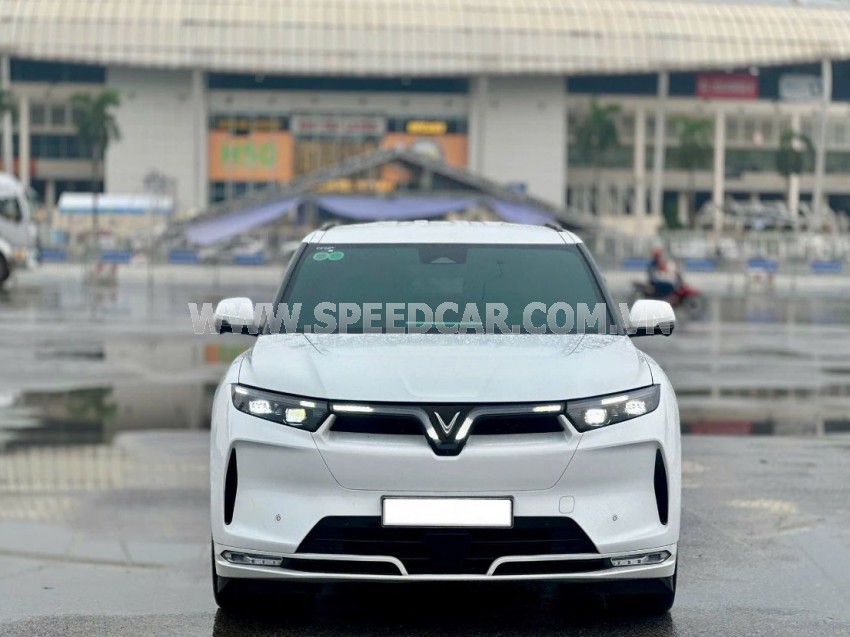 VinFast VF9 Plus