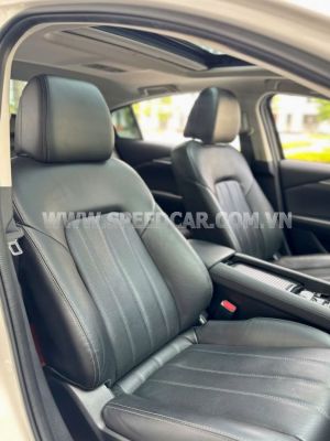 Xe Mazda 6 Premium 2.0 AT 2021