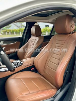 Xe Mercedes Benz E300 AMG 2019