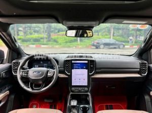Xe Ford Everest Titanium Plus 2.0L 4x4 AT 2023
