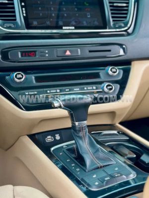 Xe Kia Sedona 2.2L DATH 2018