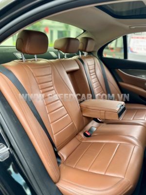 Xe Mercedes Benz E300 AMG 2017