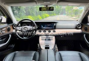 Xe Mercedes Benz E200 2018