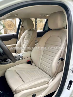 Xe Mercedes Benz GLC 200 4Matic 2020