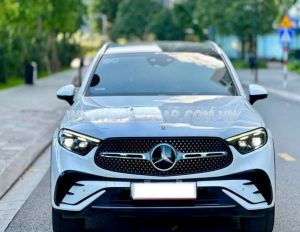 Xe Mercedes Benz GLC 300 4Matic 2023