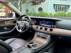 Xe Mercedes Benz E200 2018