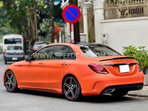 Xe Mercedes Benz C300 AMG 2015